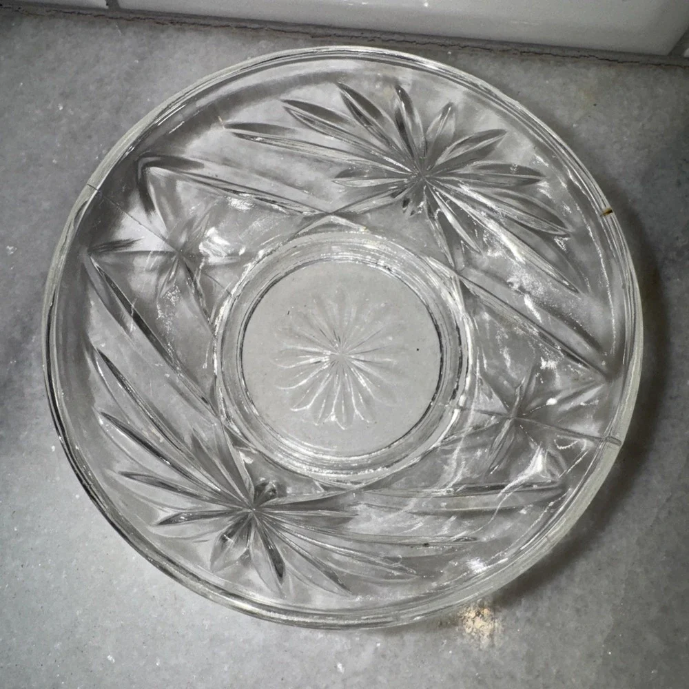 Vintage Anchor Hocking Early American Presscut‎ Star Of David Desert Bowl